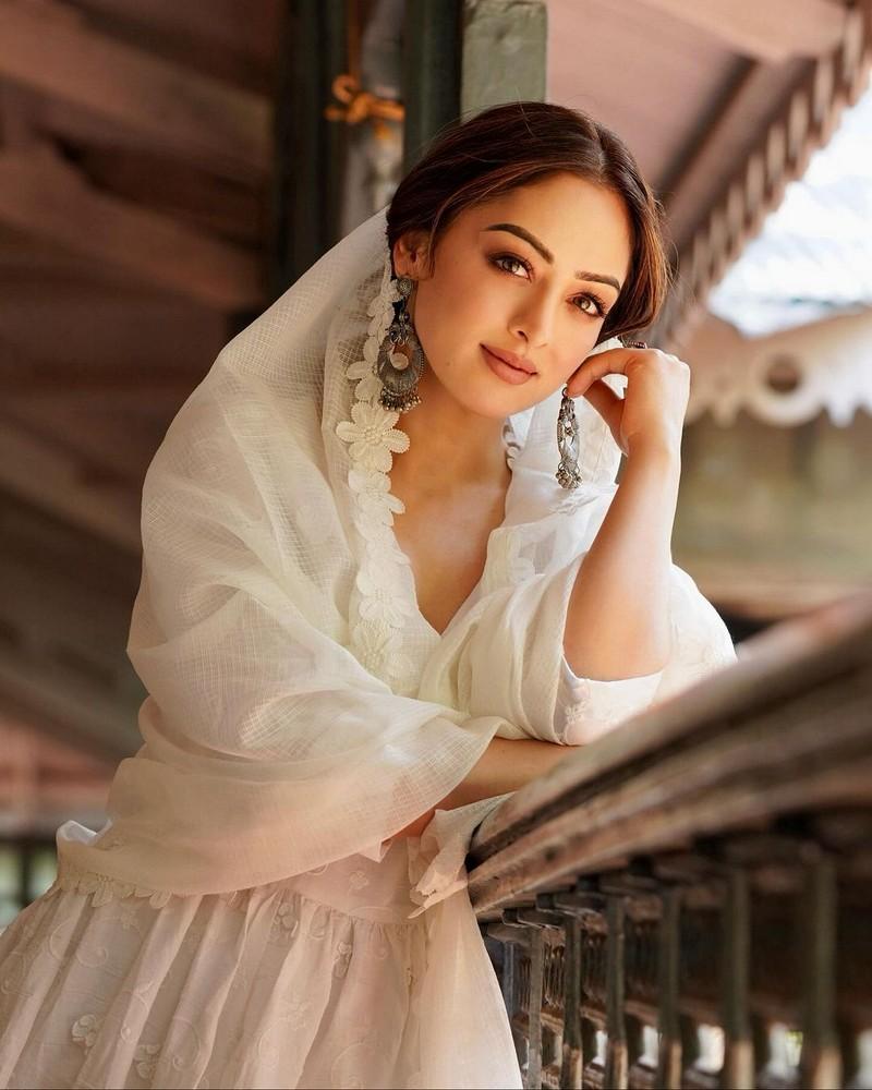 Sandeepa Dhar 1