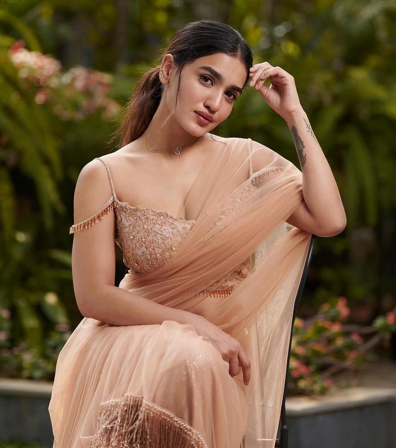 Saniya Iyappan 11
