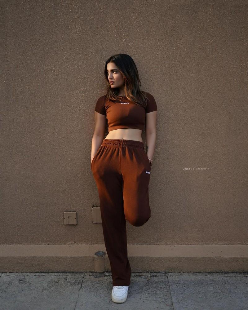 Saniya Iyappan 7