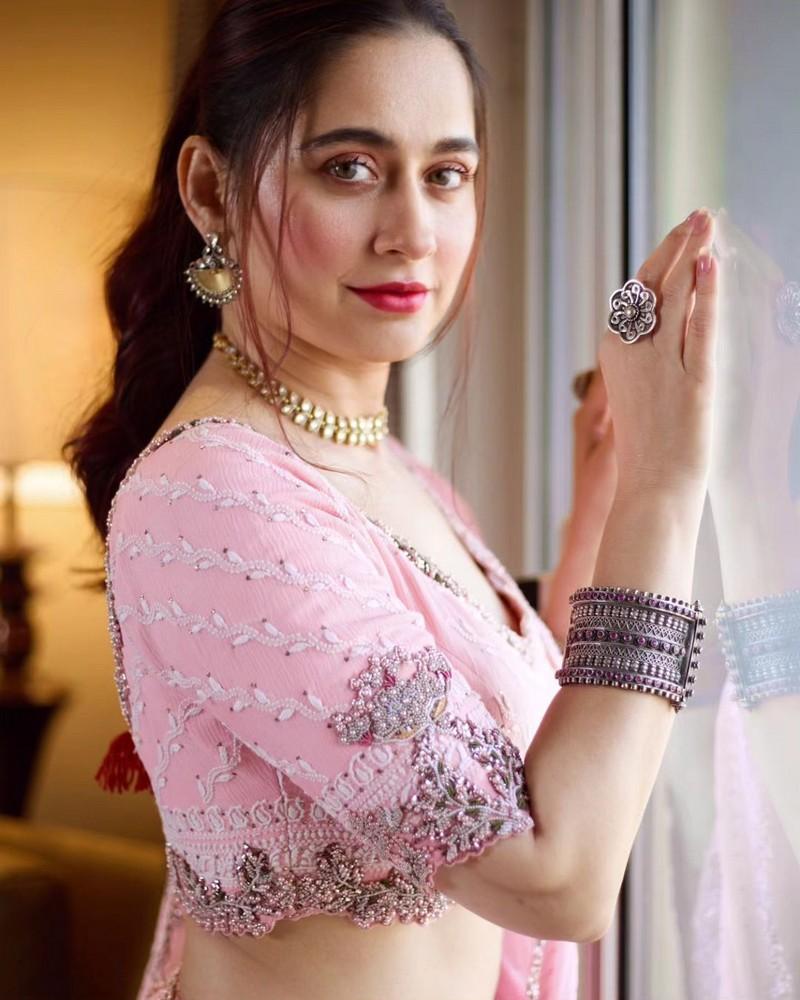 Sanjeeda Shaikh 10