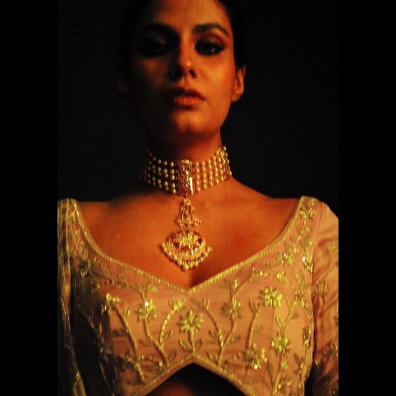 Shreya Dhanwanthary 9