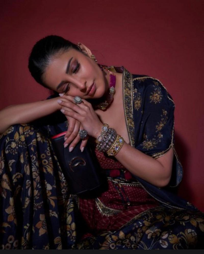 Shruti Haasan 4