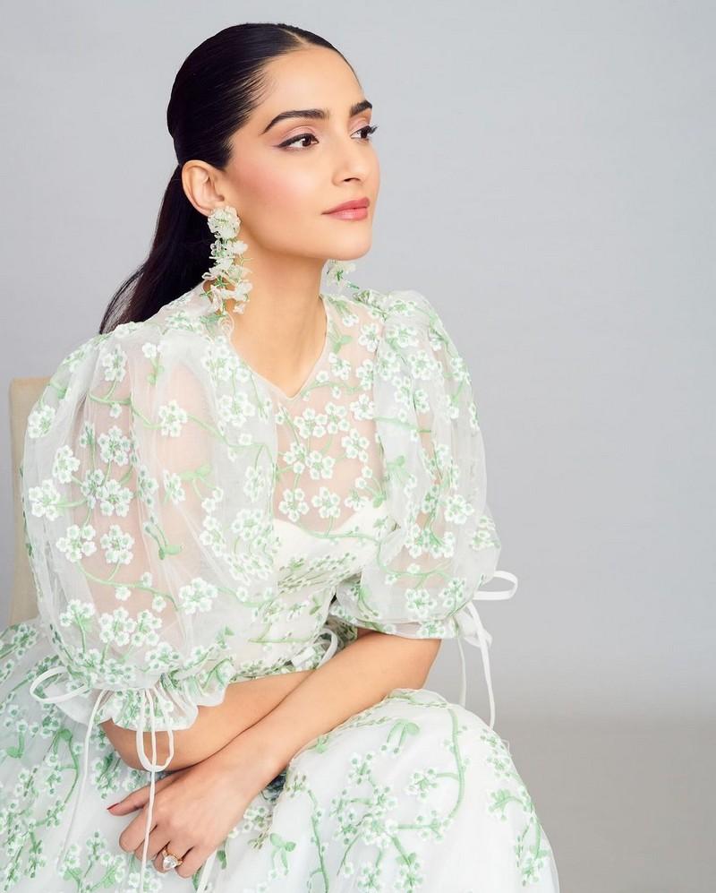 Sonam Kapoor 13