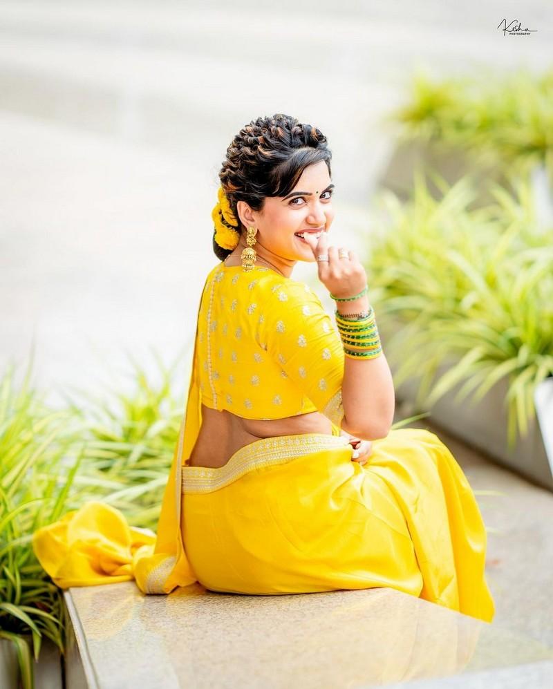 Sravanthi Chokarapu 3