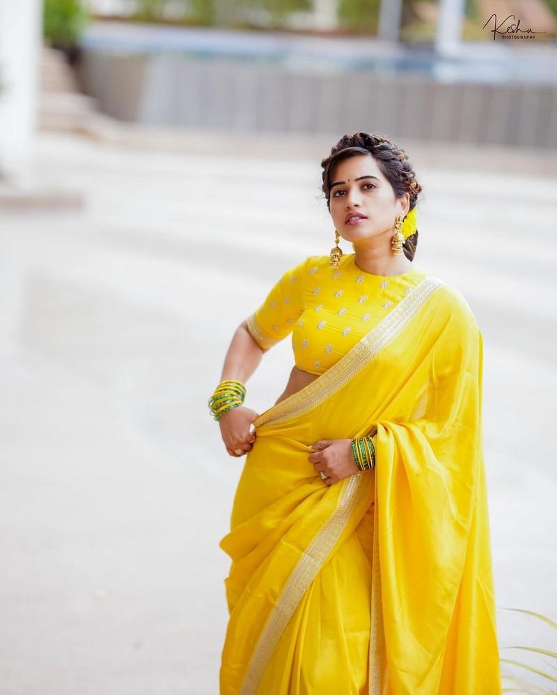 Sravanthi Chokarapu 4
