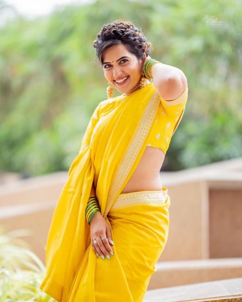 Sravanthi Chokarapu 6