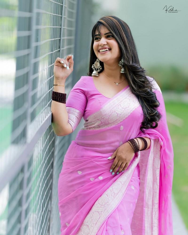Sravanthi Chokarapu 3