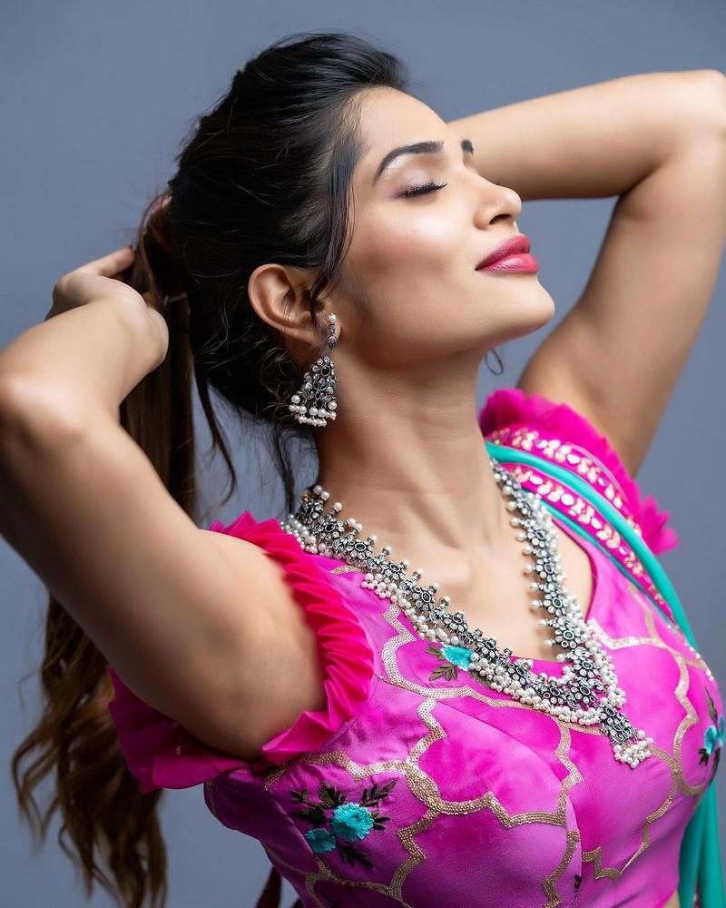Subhashree Rayaguru 11