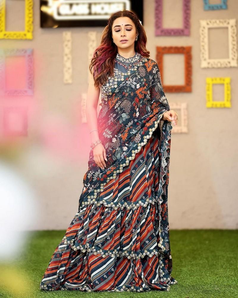Tina Datta 15