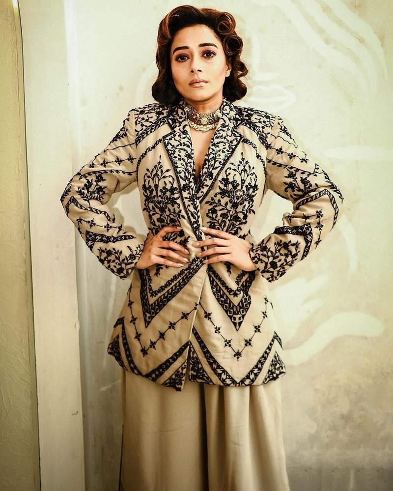 Tina Datta 6