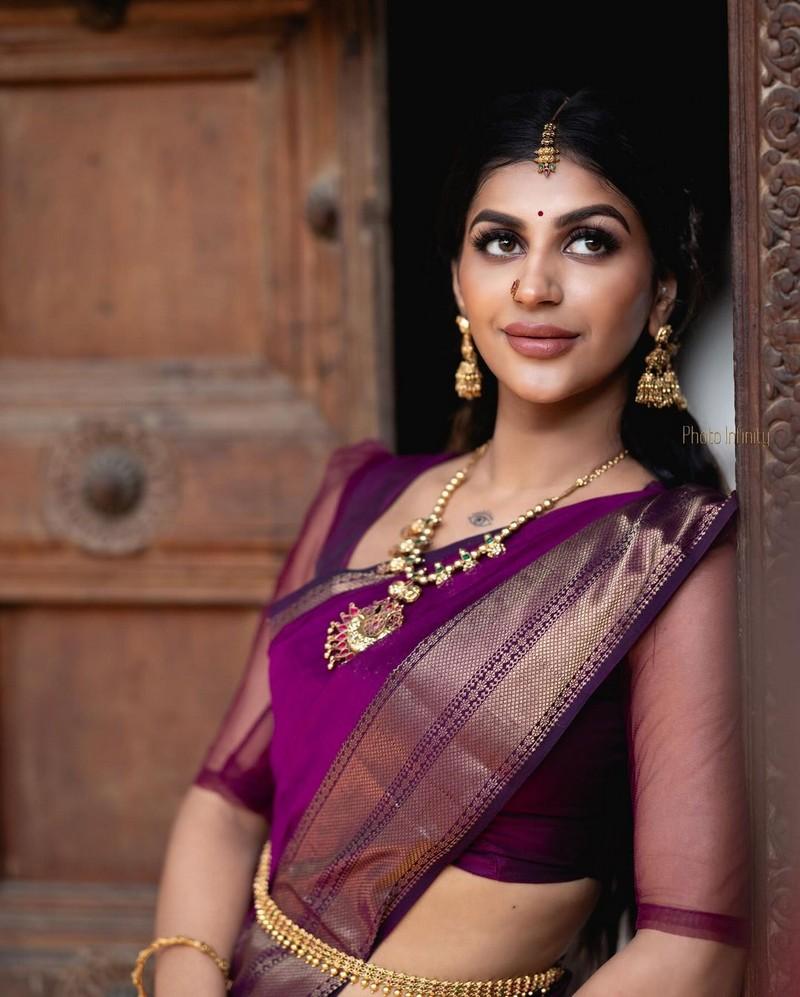 Yashika Aannand 2