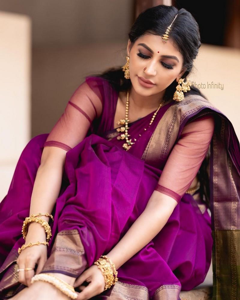 Yashika Aannand 9