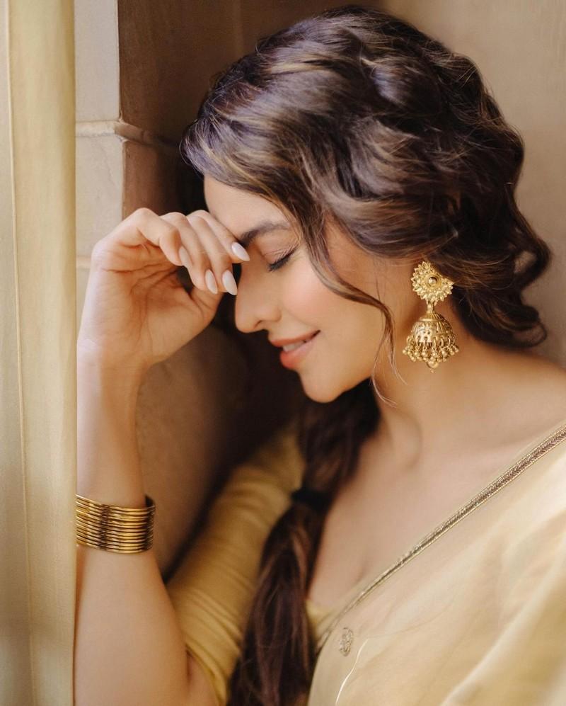 Aamna Sharif 7