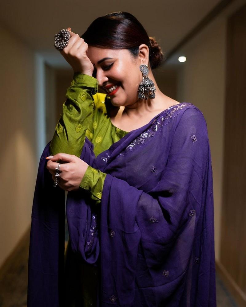 Anasuya Bharadwaj 11