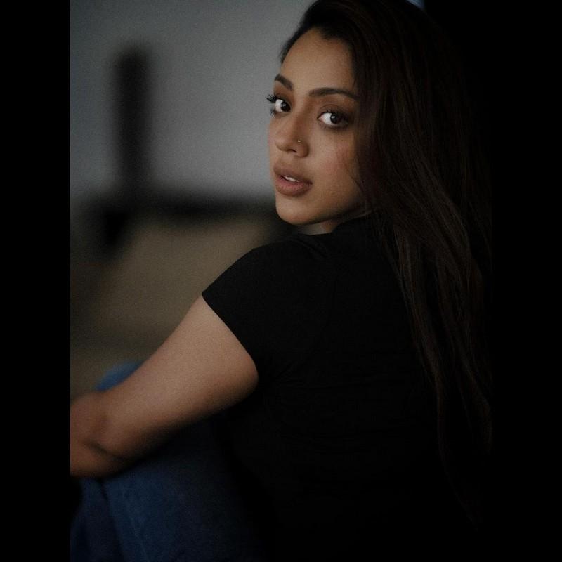 Deviyani Sharma 10