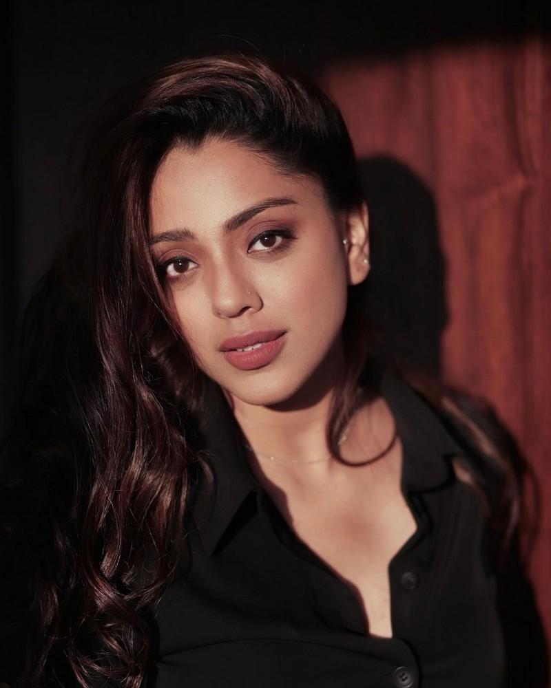 Deviyani Sharma 12