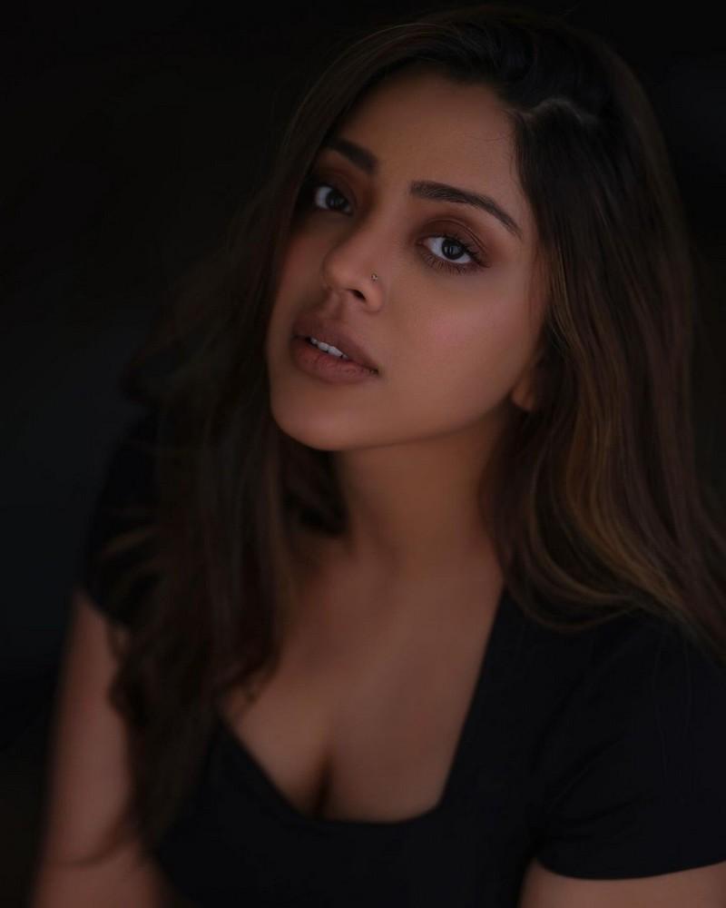 Deviyani Sharma 4