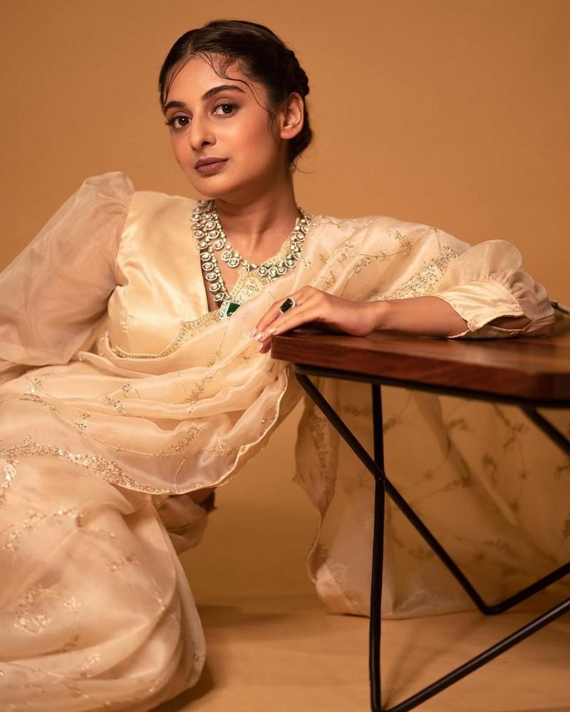 ESTHER ANIL 1
