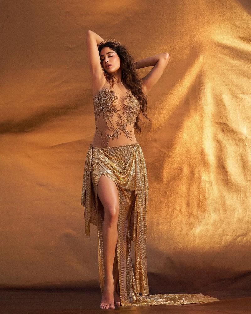 Janhvi Kapoor 6