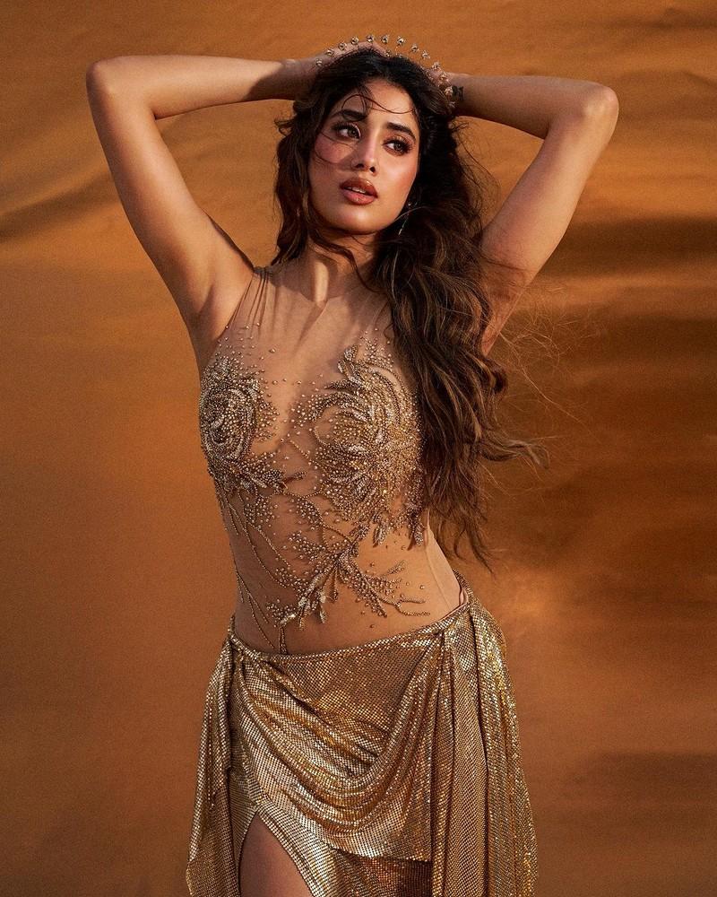 Janhvi Kapoor 7