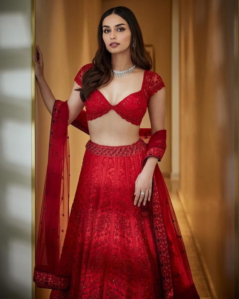 Manushi Chhillar 5