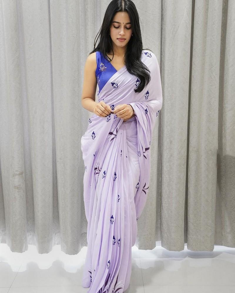 Mirnalini Ravi 9