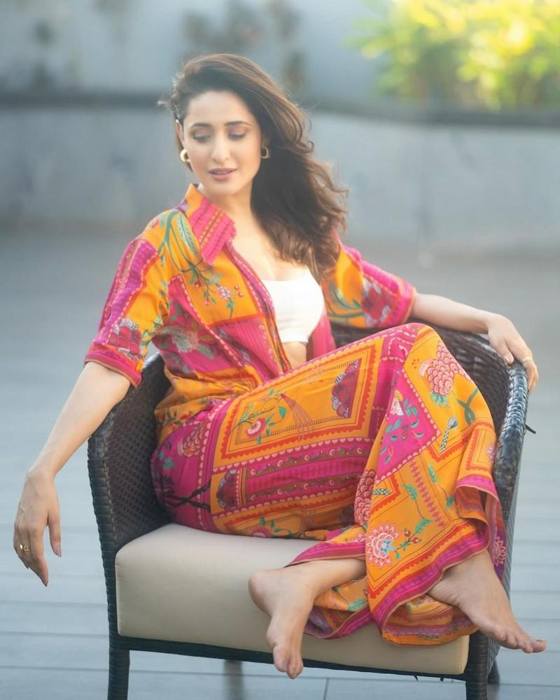 Pragya Jaiswal 11