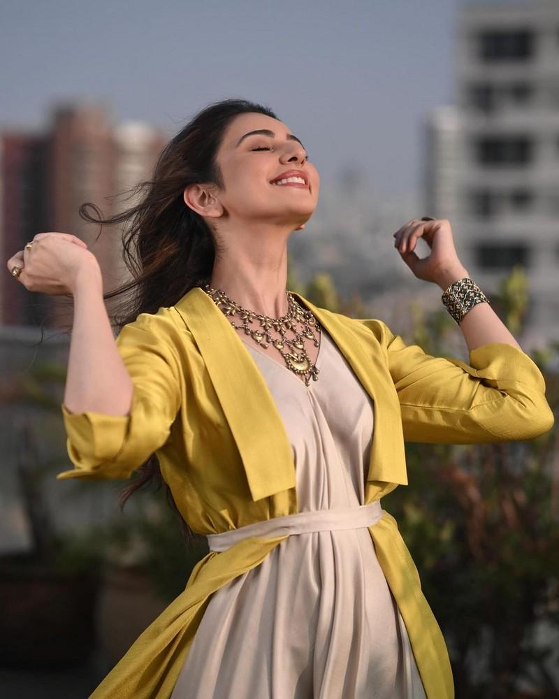 Rakul 8