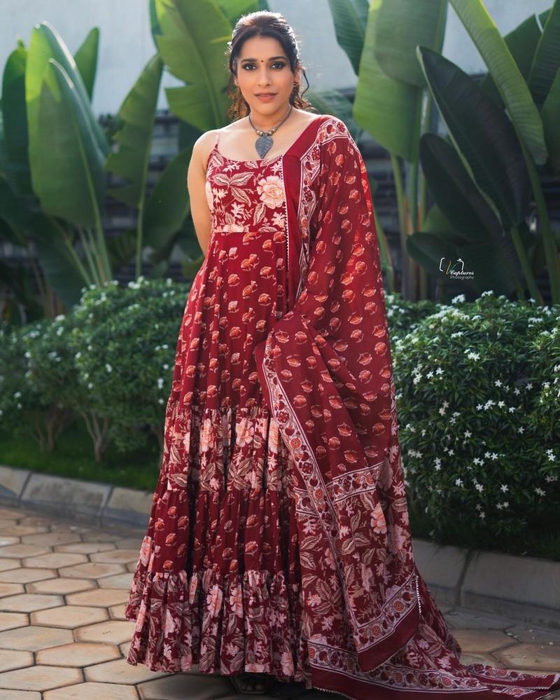 Rashmi Gautam 10
