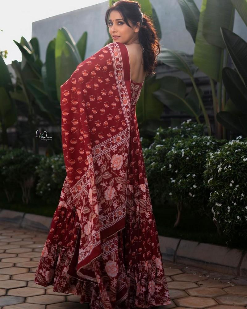 Rashmi Gautam 7