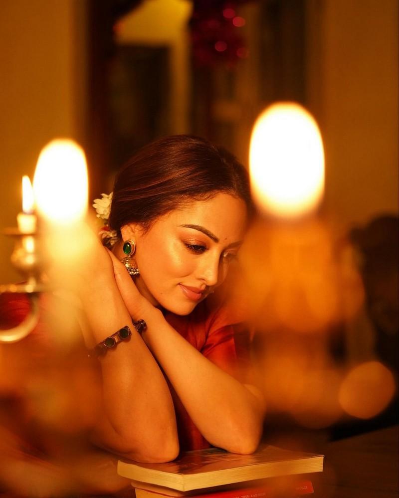 Sandeepa Dhar 10