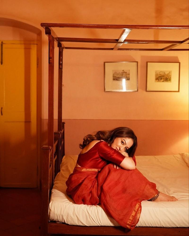 Sandeepa Dhar 11