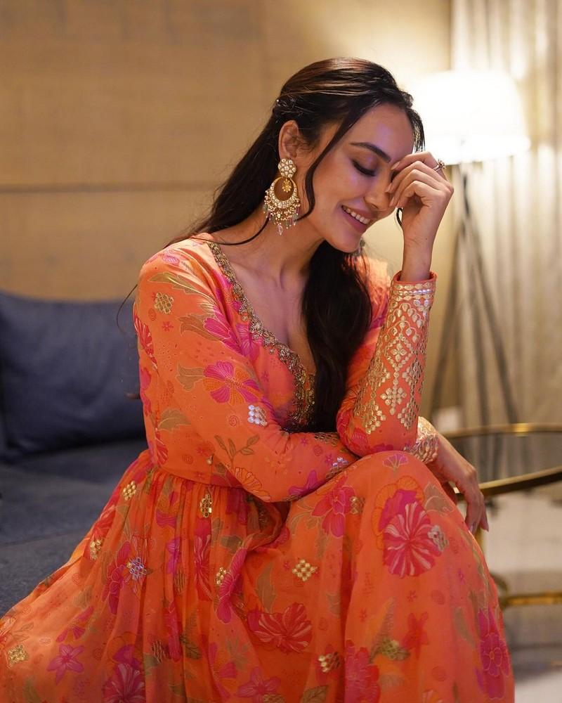 Surbhi Jyoti 9