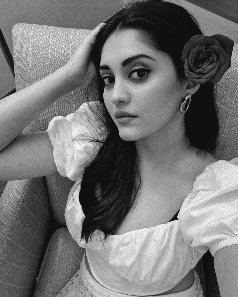 Surbhi Puranik 6