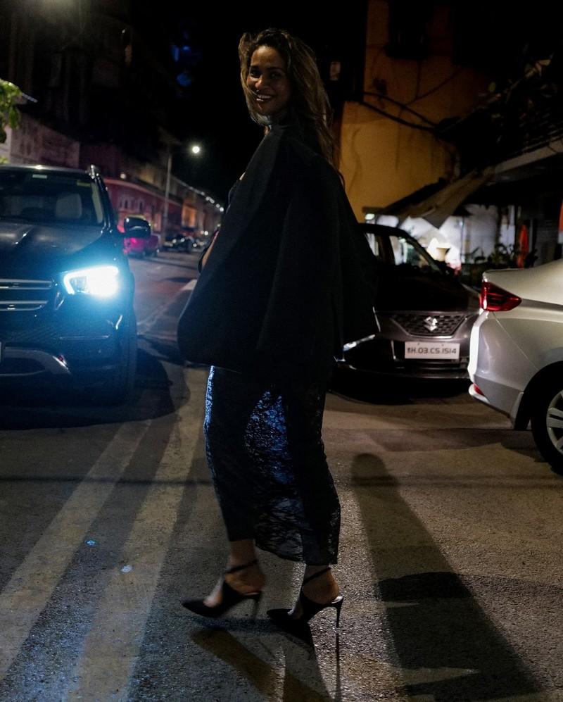 Aisha Sharma 10