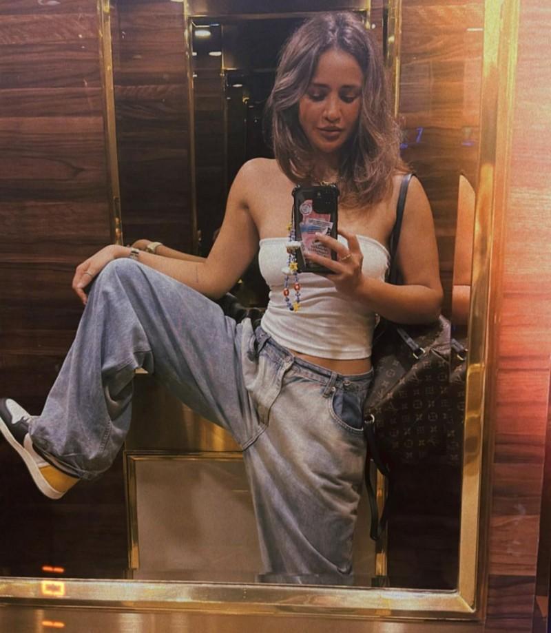 Aisha Sharma 6