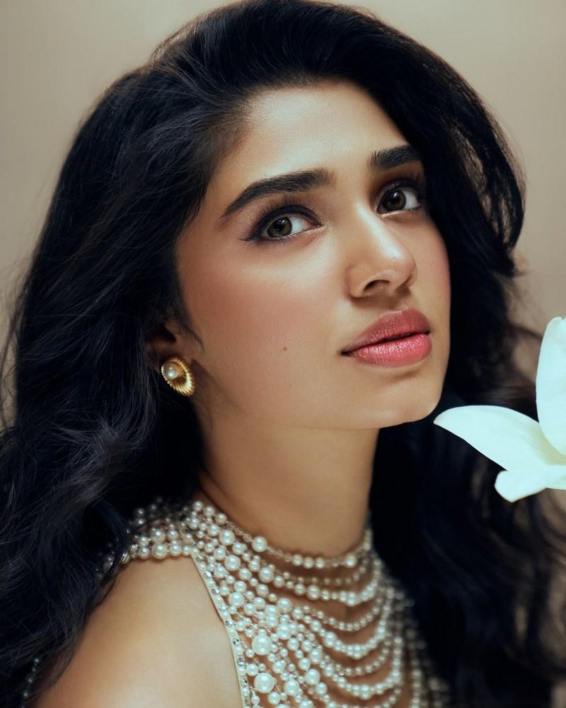 Krithi Shetty 4