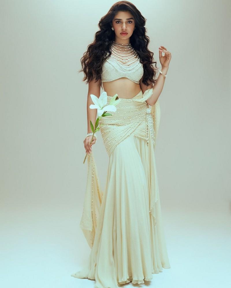Krithi Shetty 5