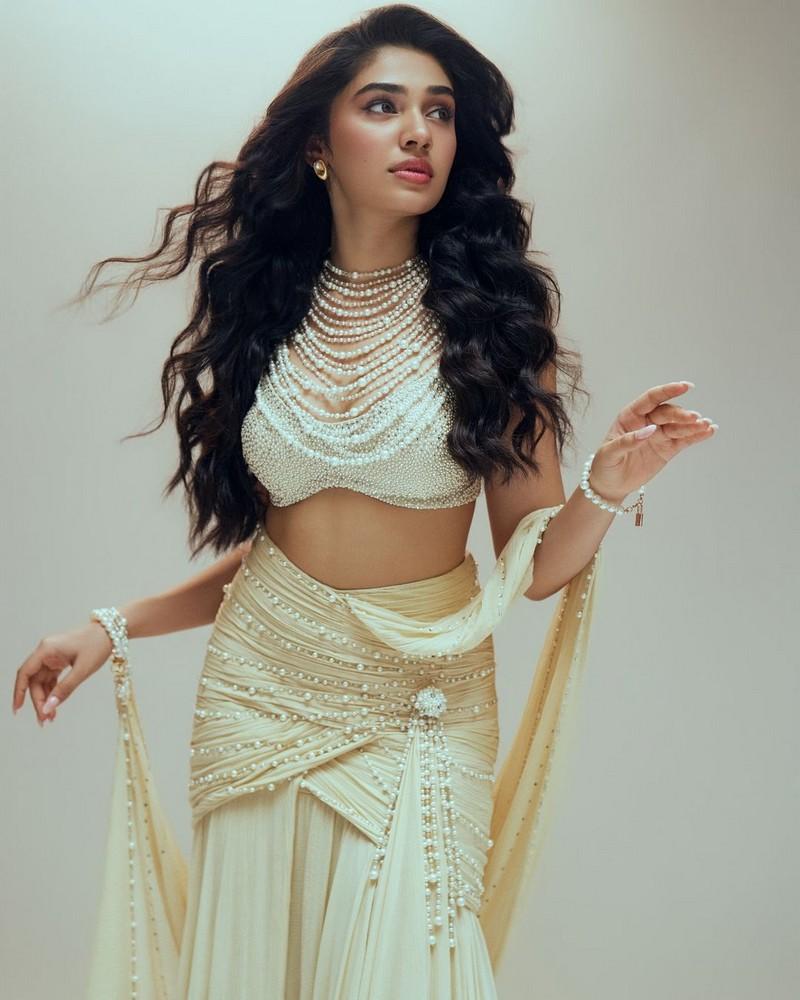 Krithi Shetty 8