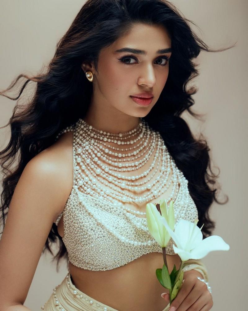 Krithi Shetty 9