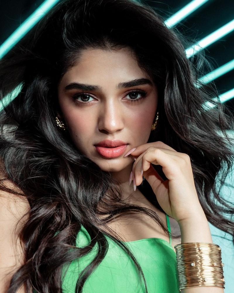 Krithi Shettyi 4