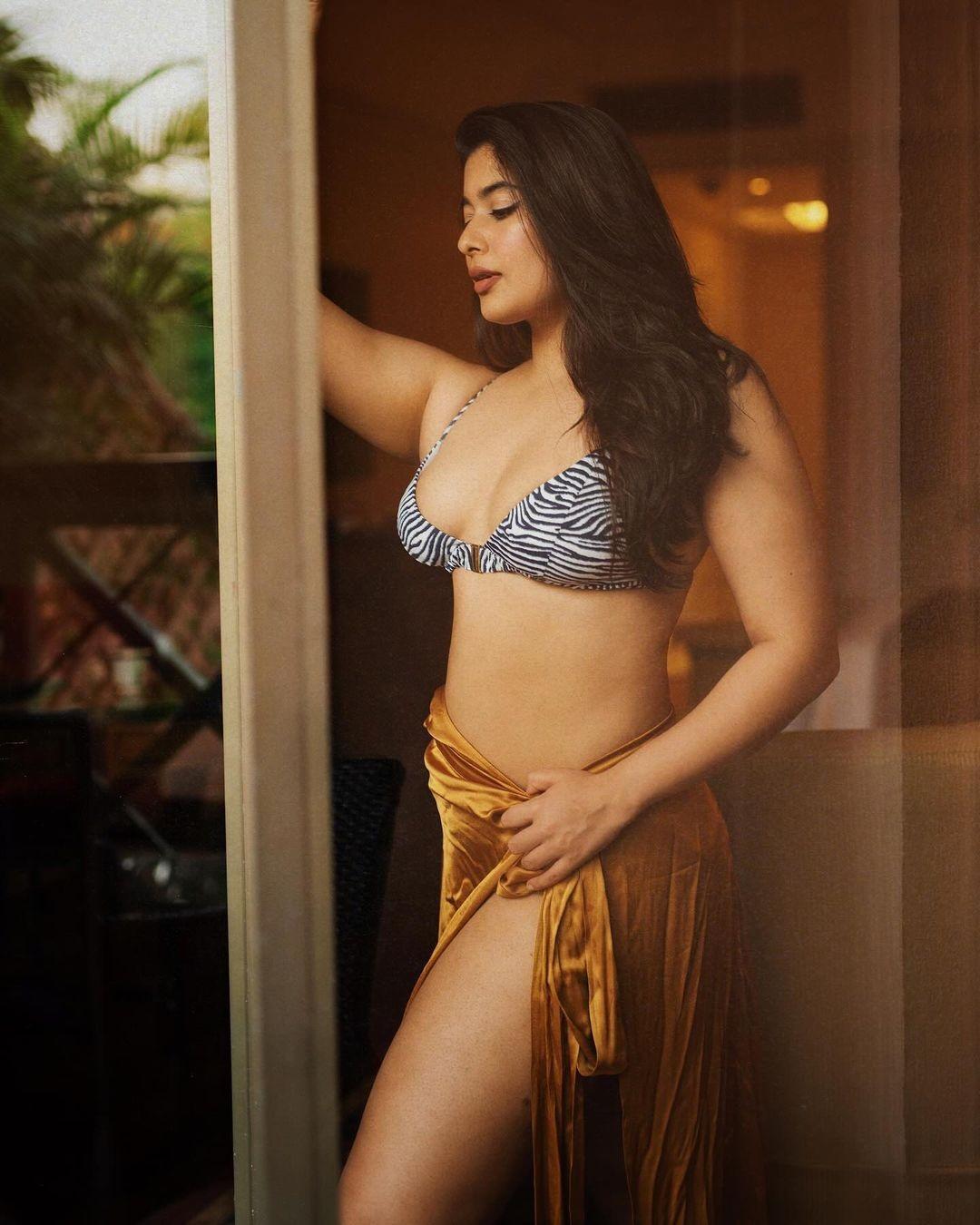 Nikita Sharma 2