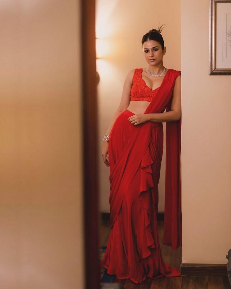 Shraddha Das 4
