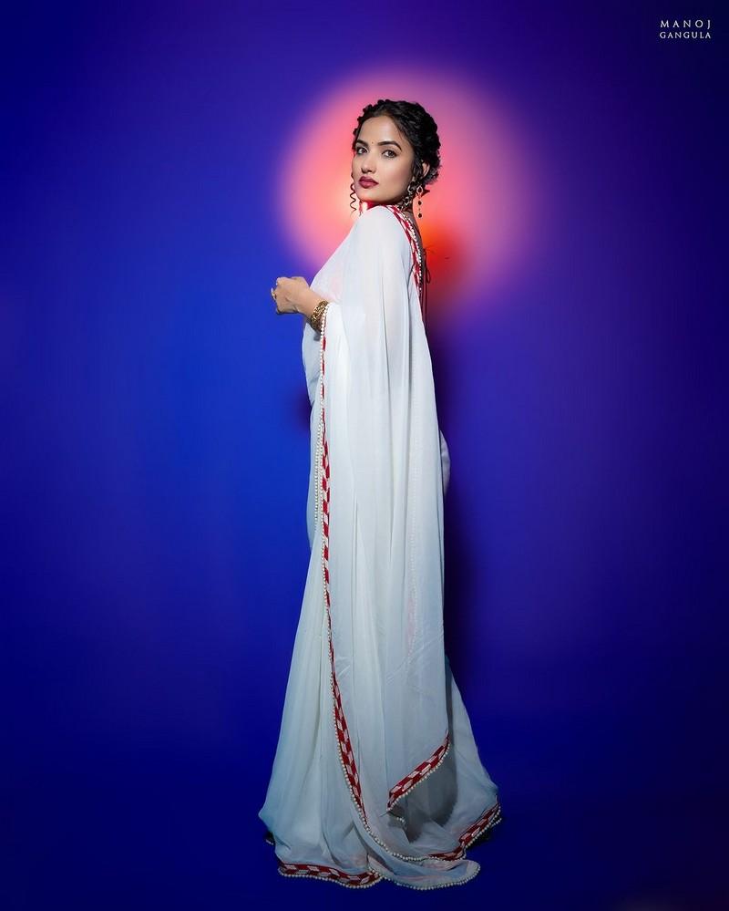 Siri Hanumanthu 2