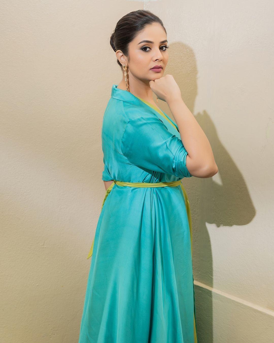 Sreemukhi 2