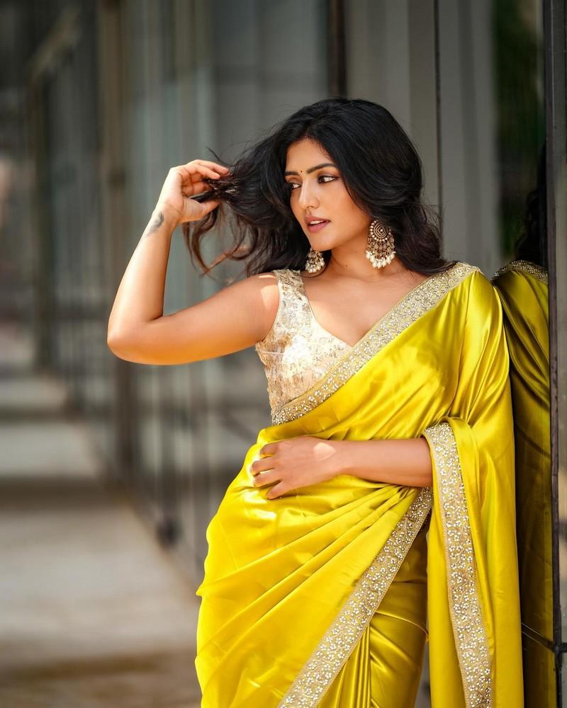 Eesha Rebba 6