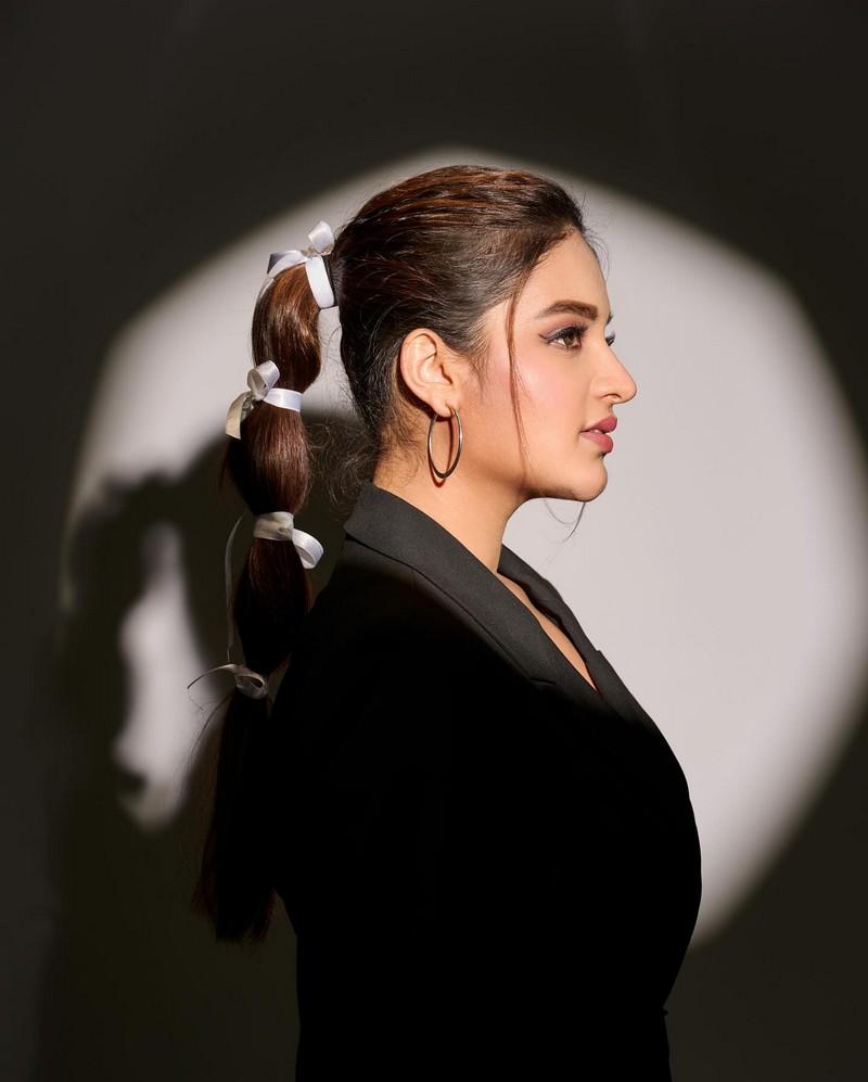 Nidhhi Agerwal 9