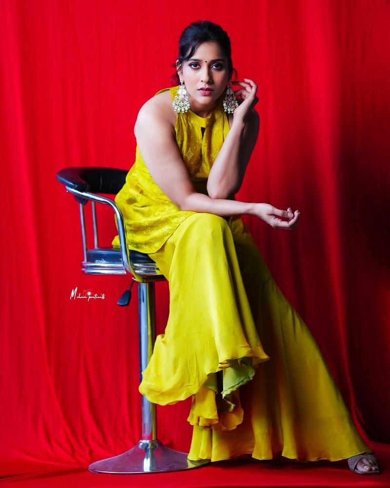 Rashmi Gautam 6