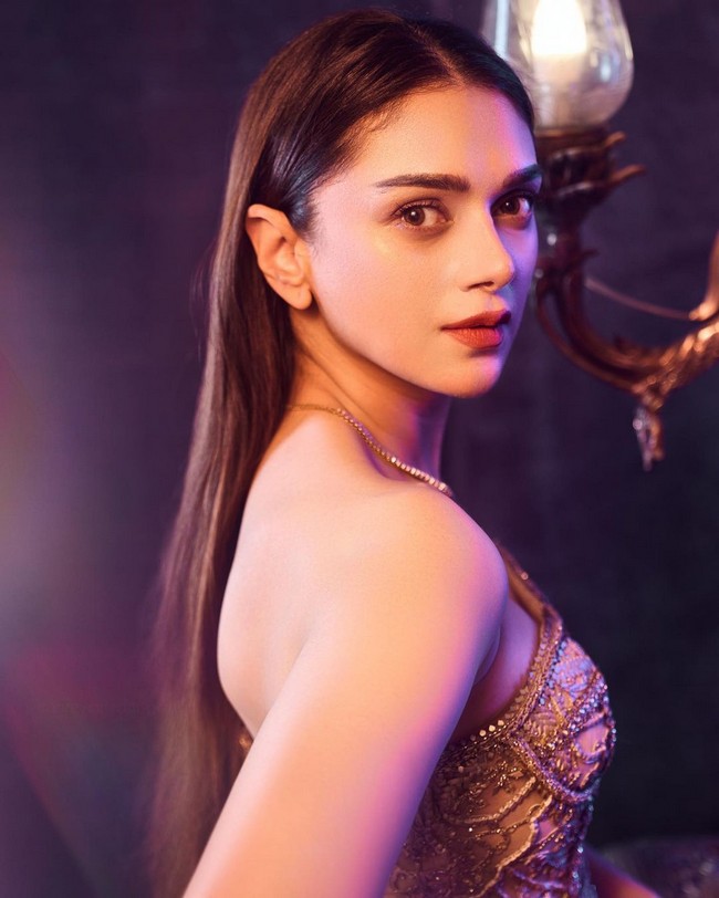 Aditi Rao Hydari New Insta Pics