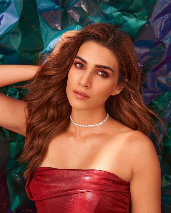 Actress Kriti Sanon Stunning Cliks in Red Dress